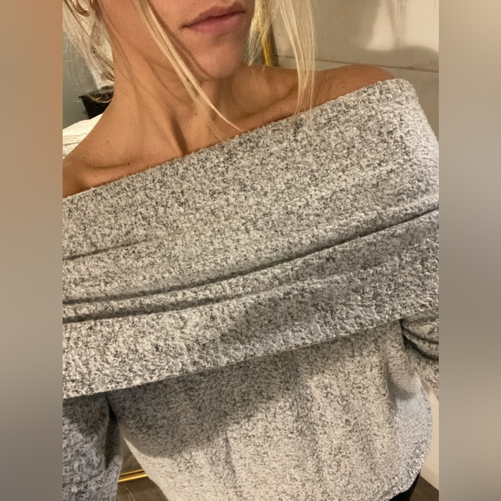 Off the shoulder sweater shirt or short dress